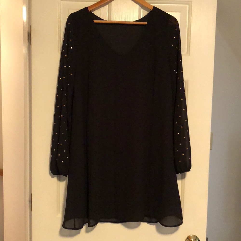 Black long sleeve dress